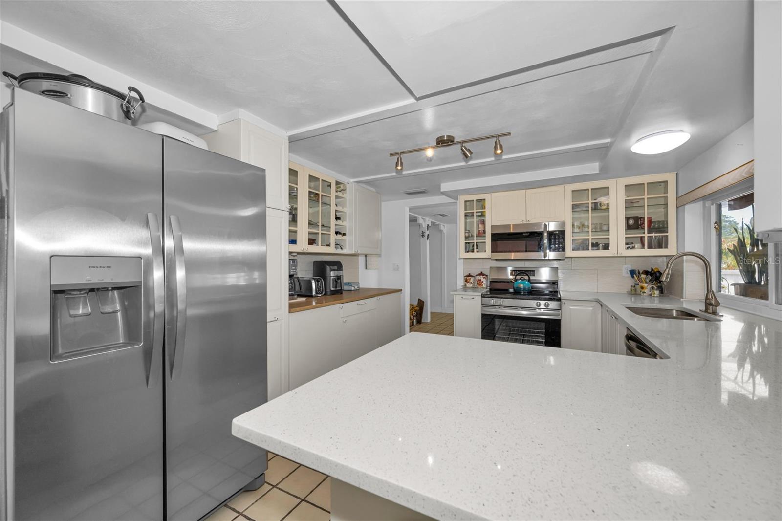 3325 HONEYMOON LN, HOLIDAY, FL, 34691