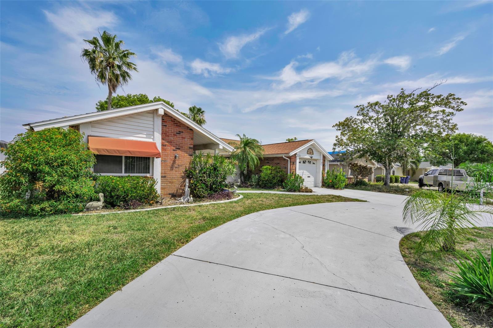 3325 HONEYMOON LN, HOLIDAY, FL, 34691