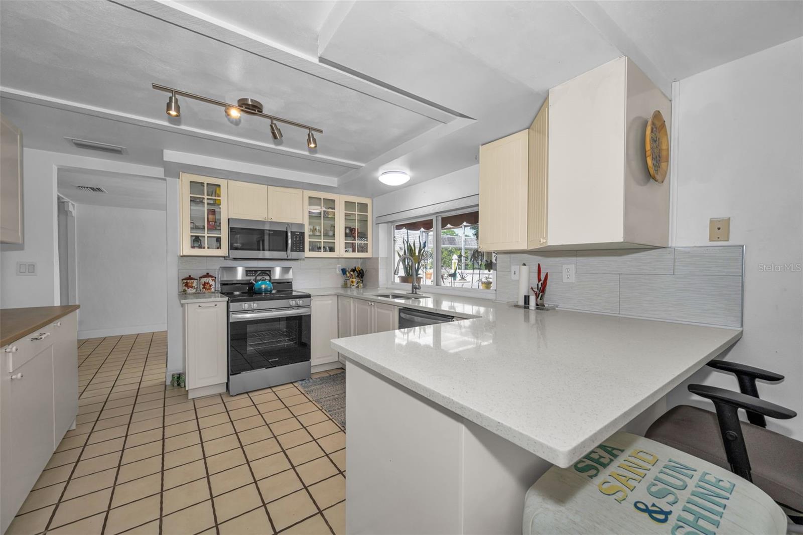 3325 HONEYMOON LN, HOLIDAY, FL, 34691
