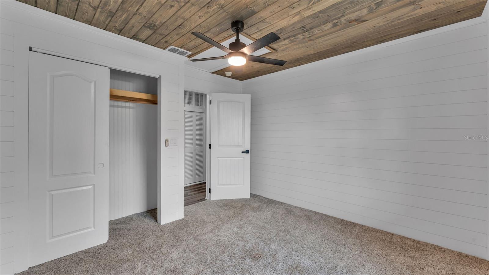 127 COLONIAL DR, AUBURNDALE, FL, 33823
