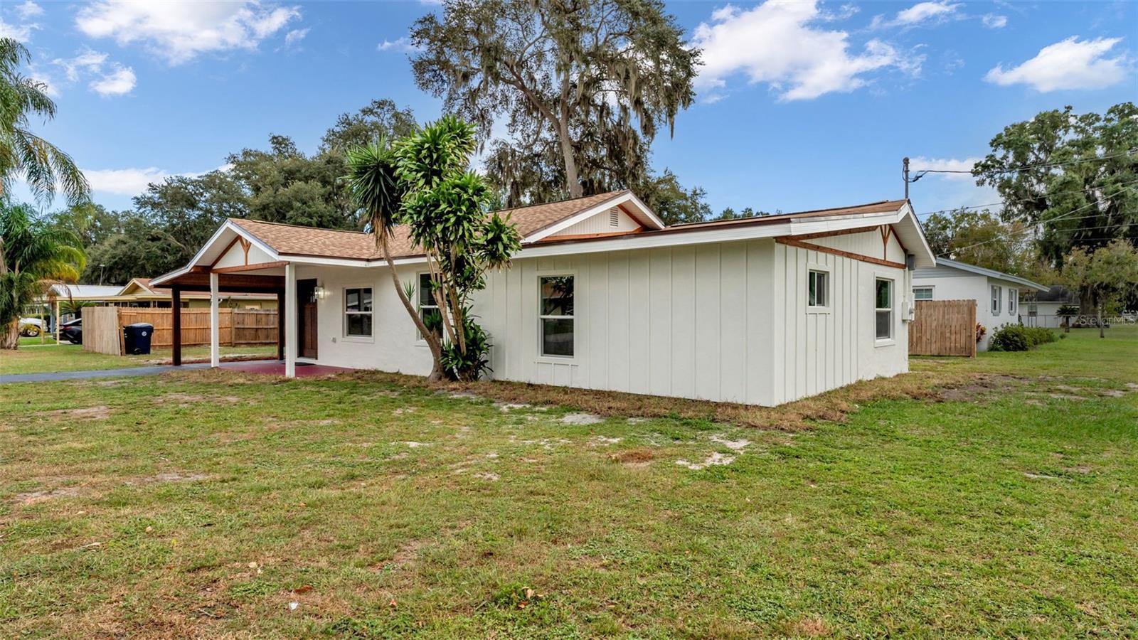 127 COLONIAL DR, AUBURNDALE, FL, 33823