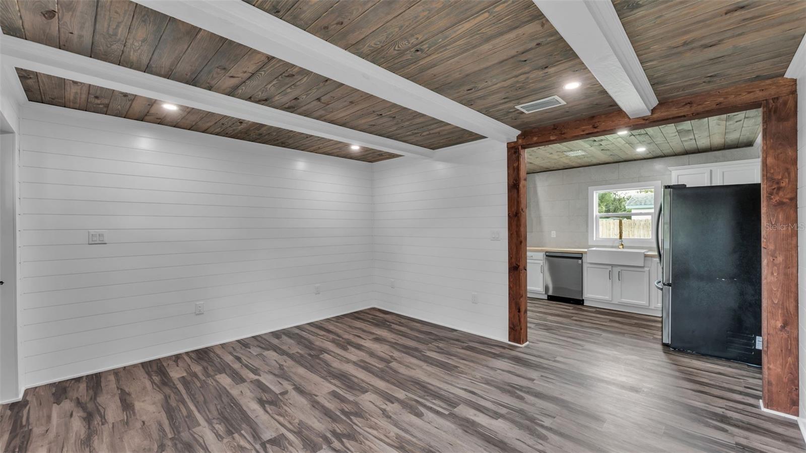 127 COLONIAL DR, AUBURNDALE, FL, 33823