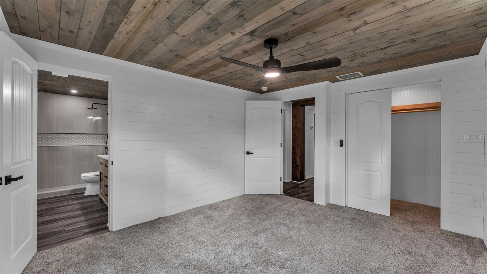 127 COLONIAL DR, AUBURNDALE, FL, 33823