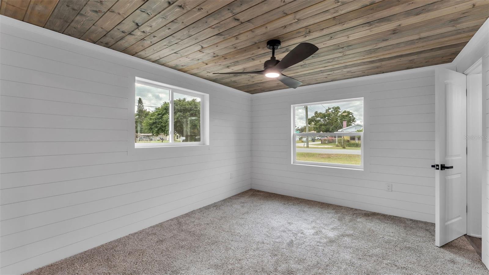 127 COLONIAL DR, AUBURNDALE, FL, 33823