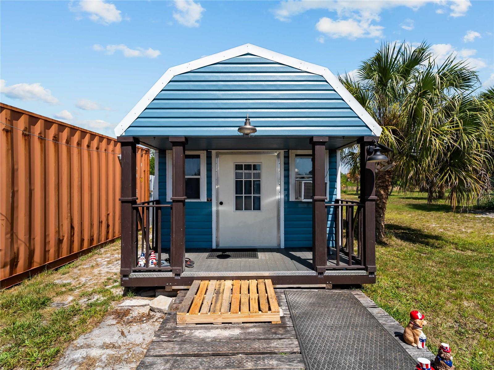 7042 AUSTRIAN BLVD, PUNTA GORDA, FL, 33982