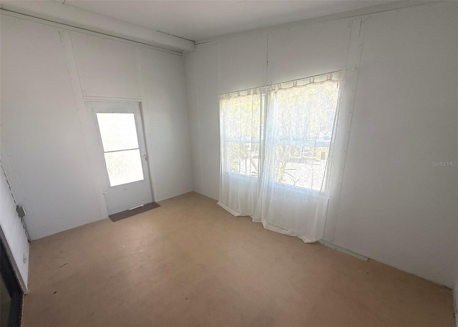 717 RIVERVIEW CIR, NORTH PORT, FL, 34287