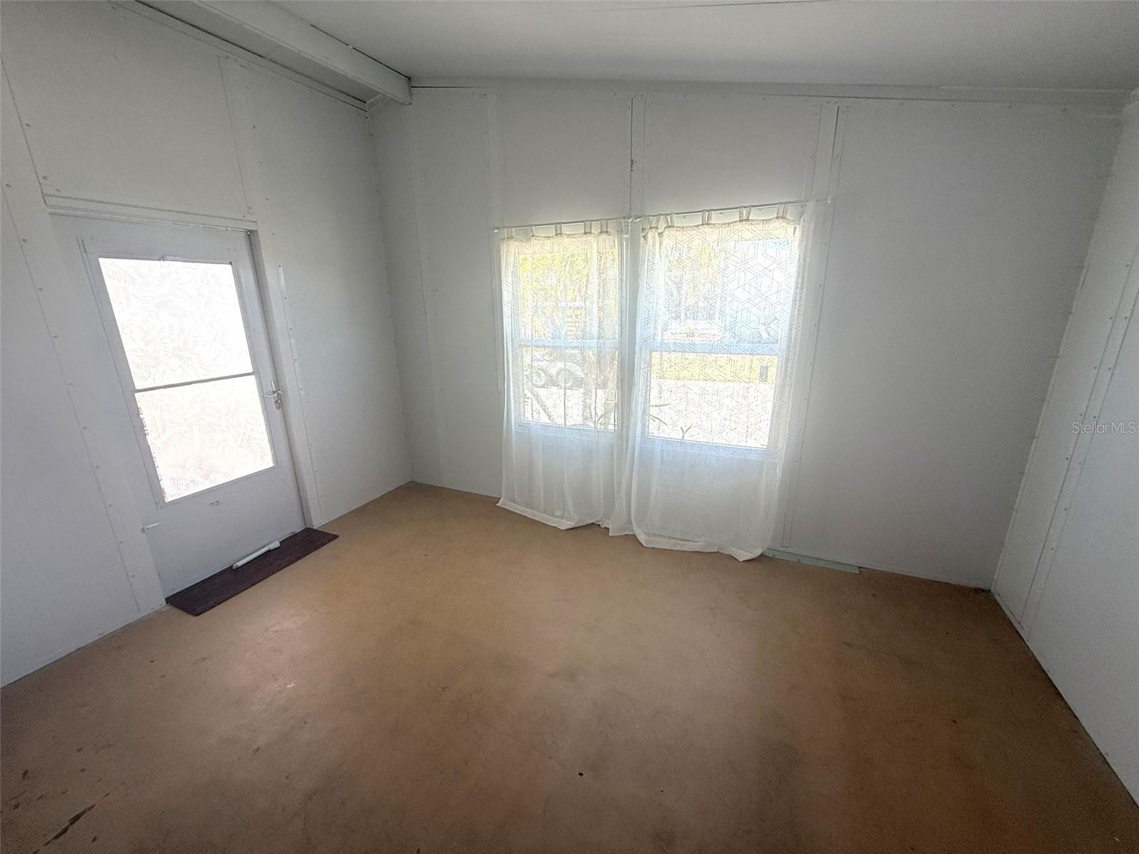 717 RIVERVIEW CIR, NORTH PORT, FL, 34287