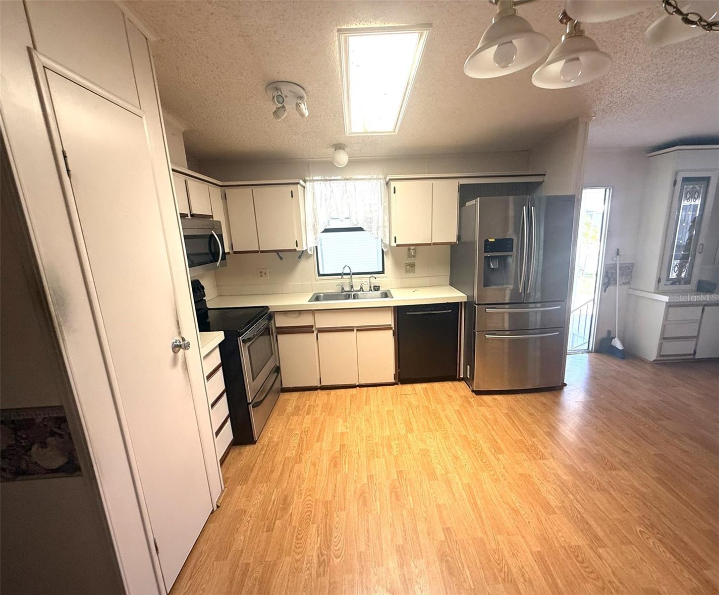 717 RIVERVIEW CIR, NORTH PORT, FL, 34287