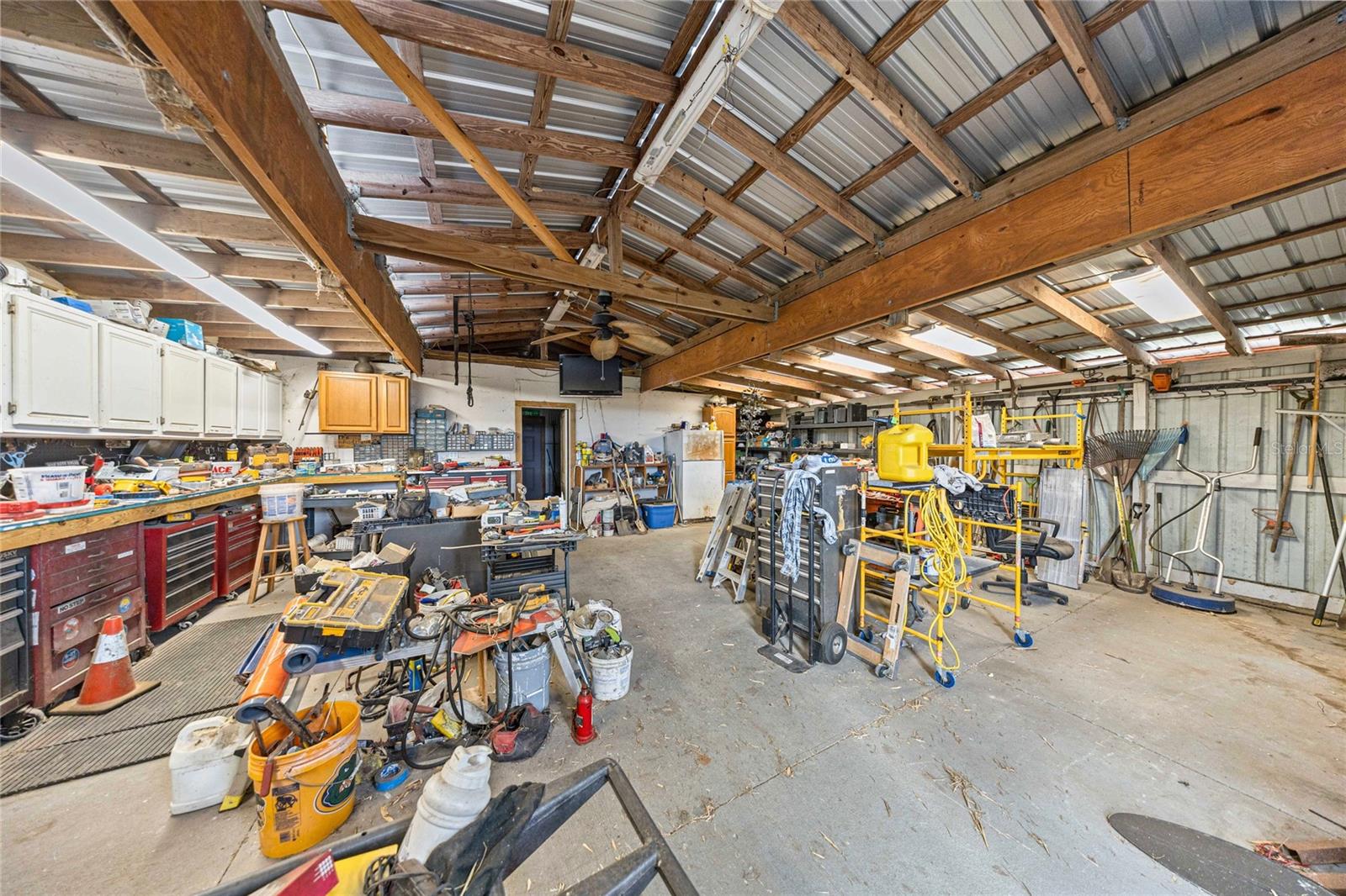 16248 SE HIGHWAY 42, WEIRSDALE, FL, 32195
