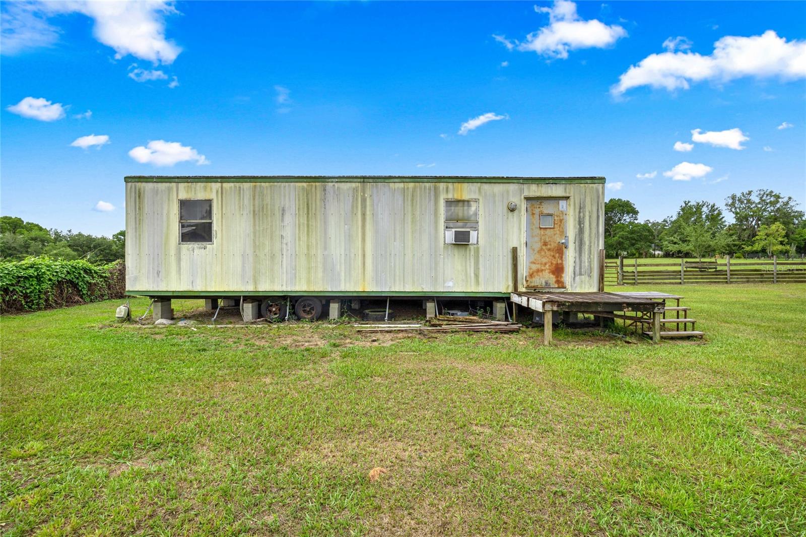 16248 SE HIGHWAY 42, WEIRSDALE, FL, 32195
