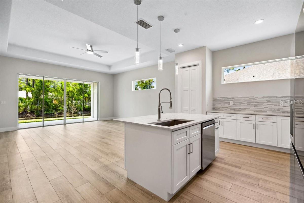 86 EMERSON DR, PALM COAST, FL, 32164