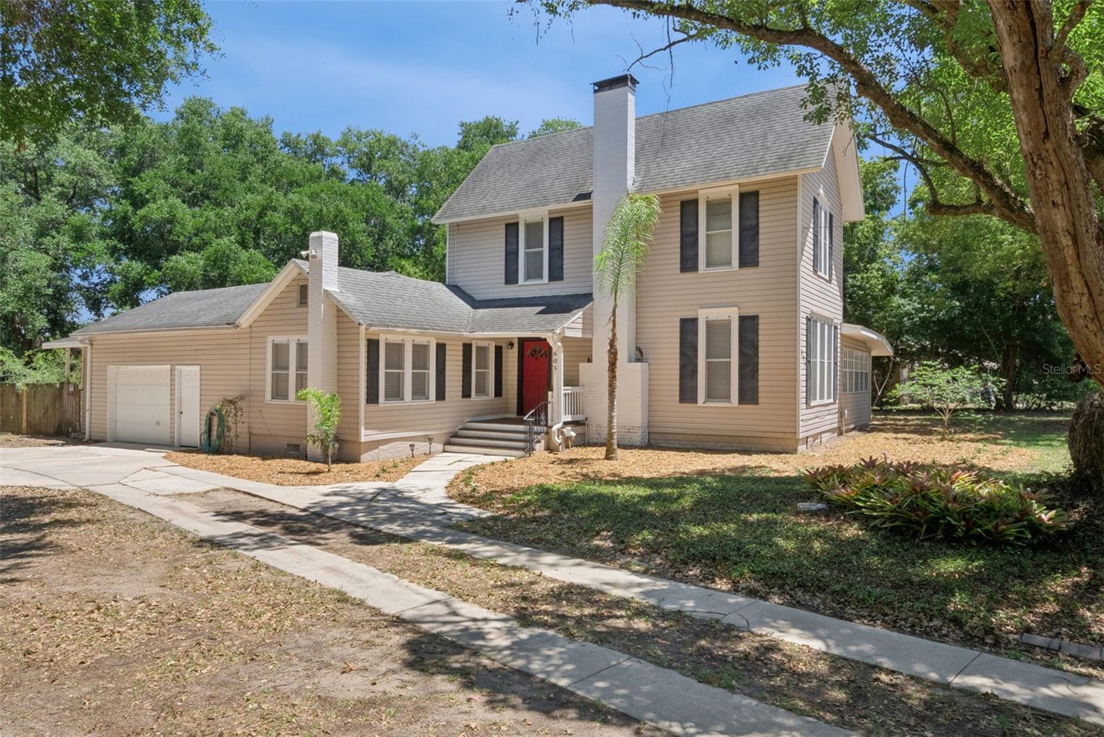605 E LAKEVIEW AVE, EUSTIS, FL, 32726