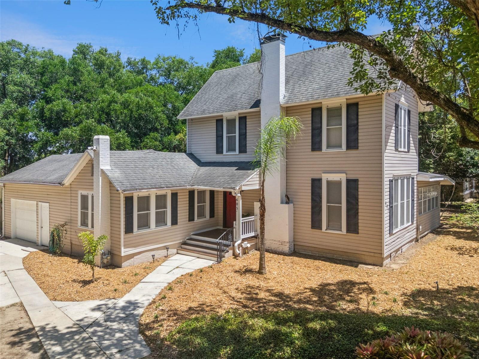 605 E LAKEVIEW AVE, EUSTIS, FL, 32726
