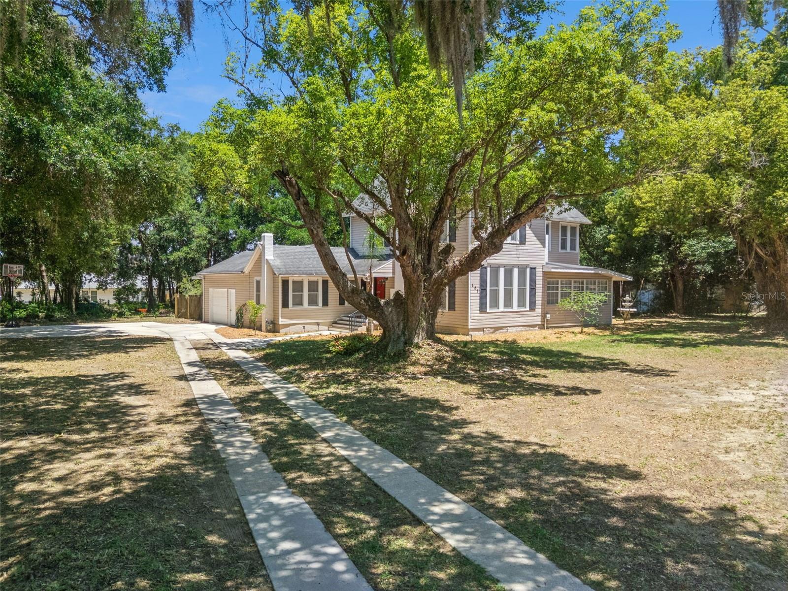 605 E LAKEVIEW AVE, EUSTIS, FL, 32726