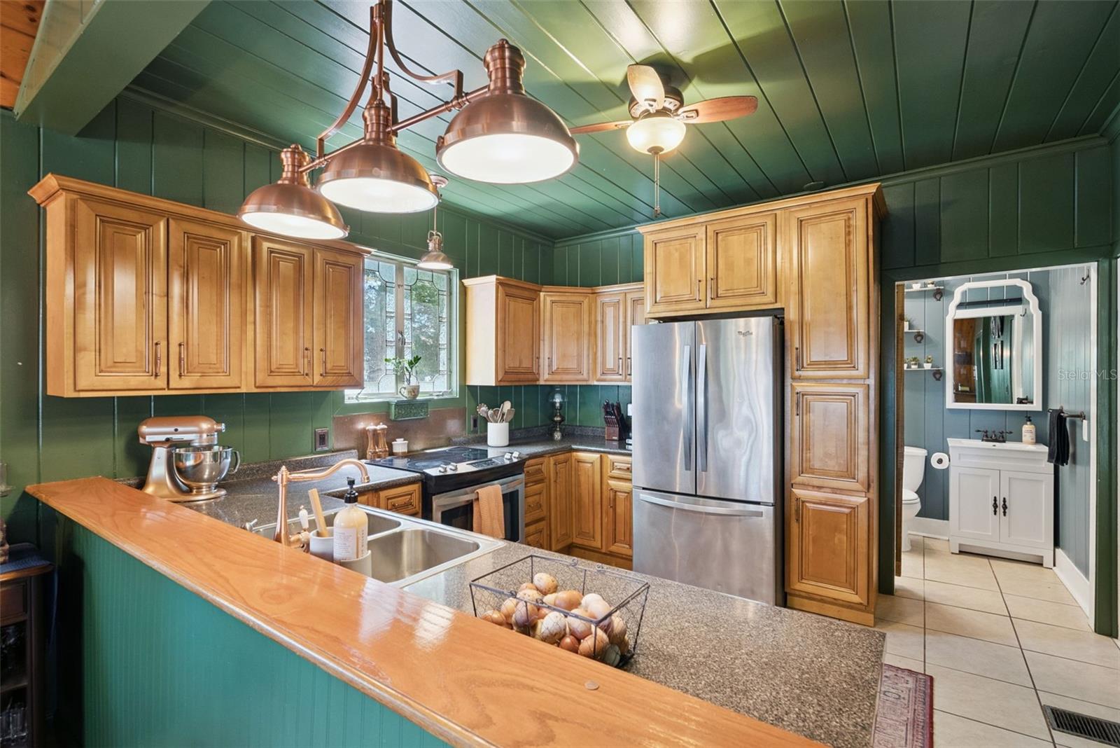 605 E LAKEVIEW AVE, EUSTIS, FL, 32726