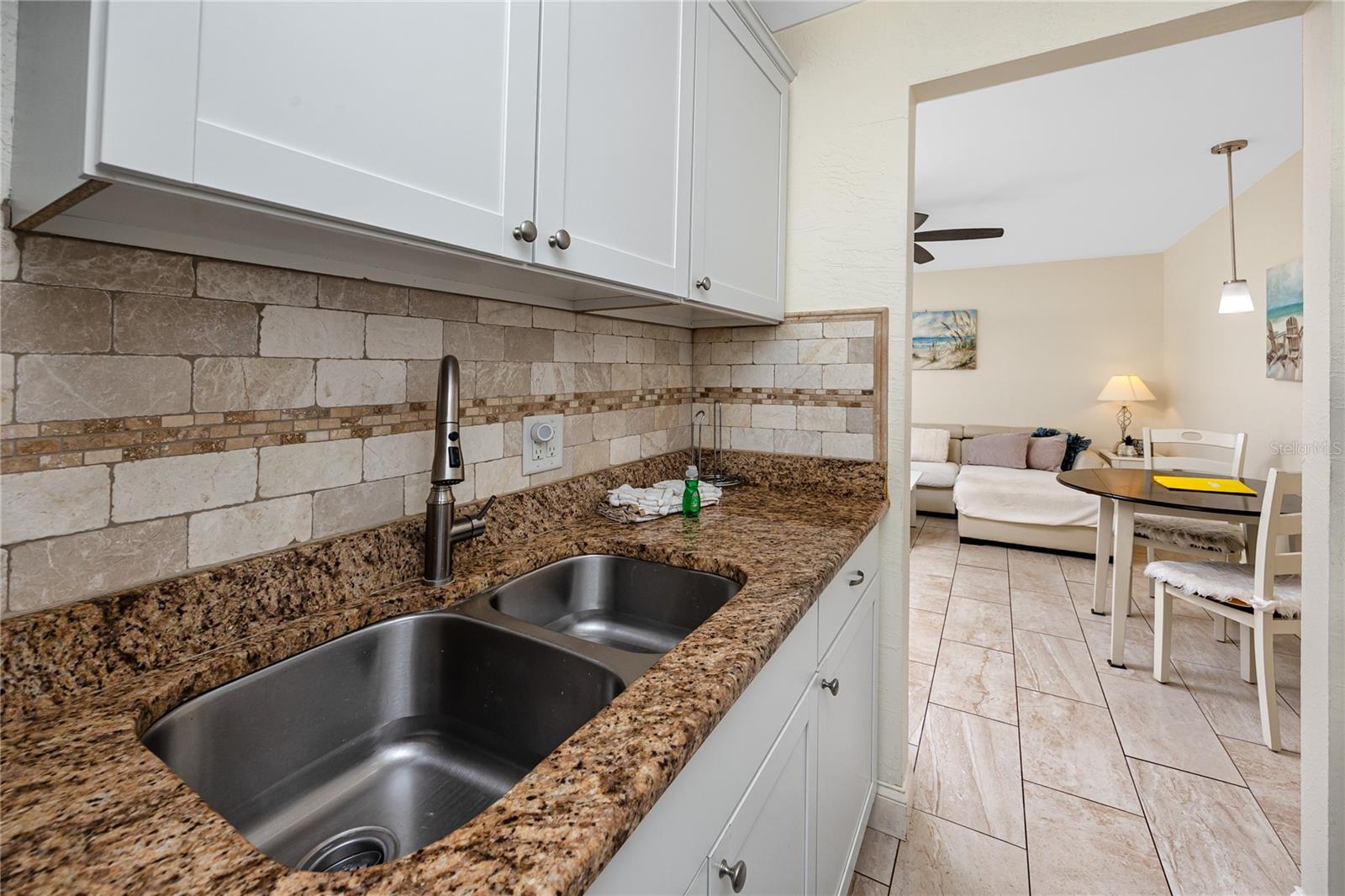 159 MEDALLION BLVD #F, MADEIRA BEACH, FL, 33708