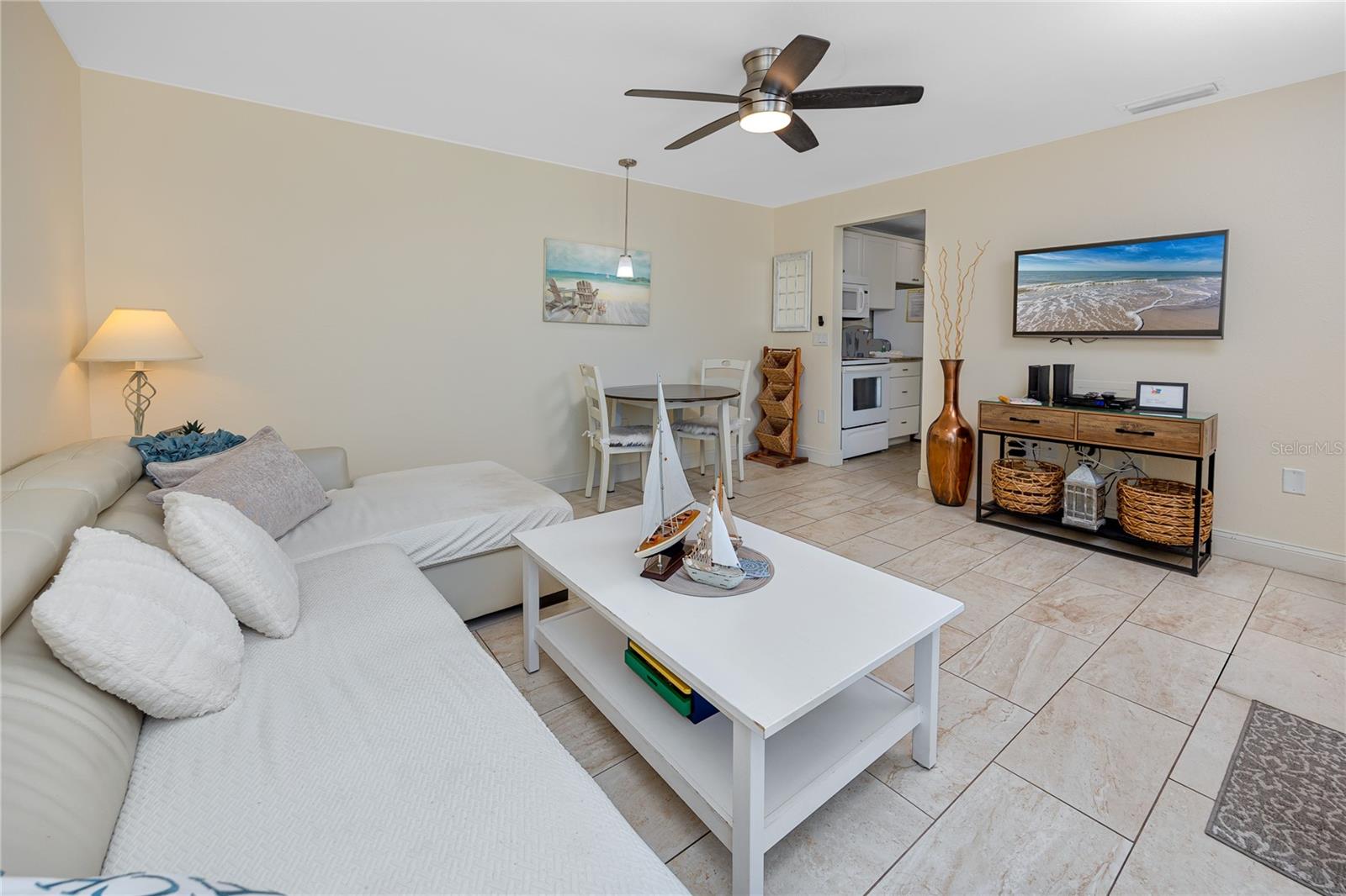 159 MEDALLION BLVD #F, MADEIRA BEACH, FL, 33708