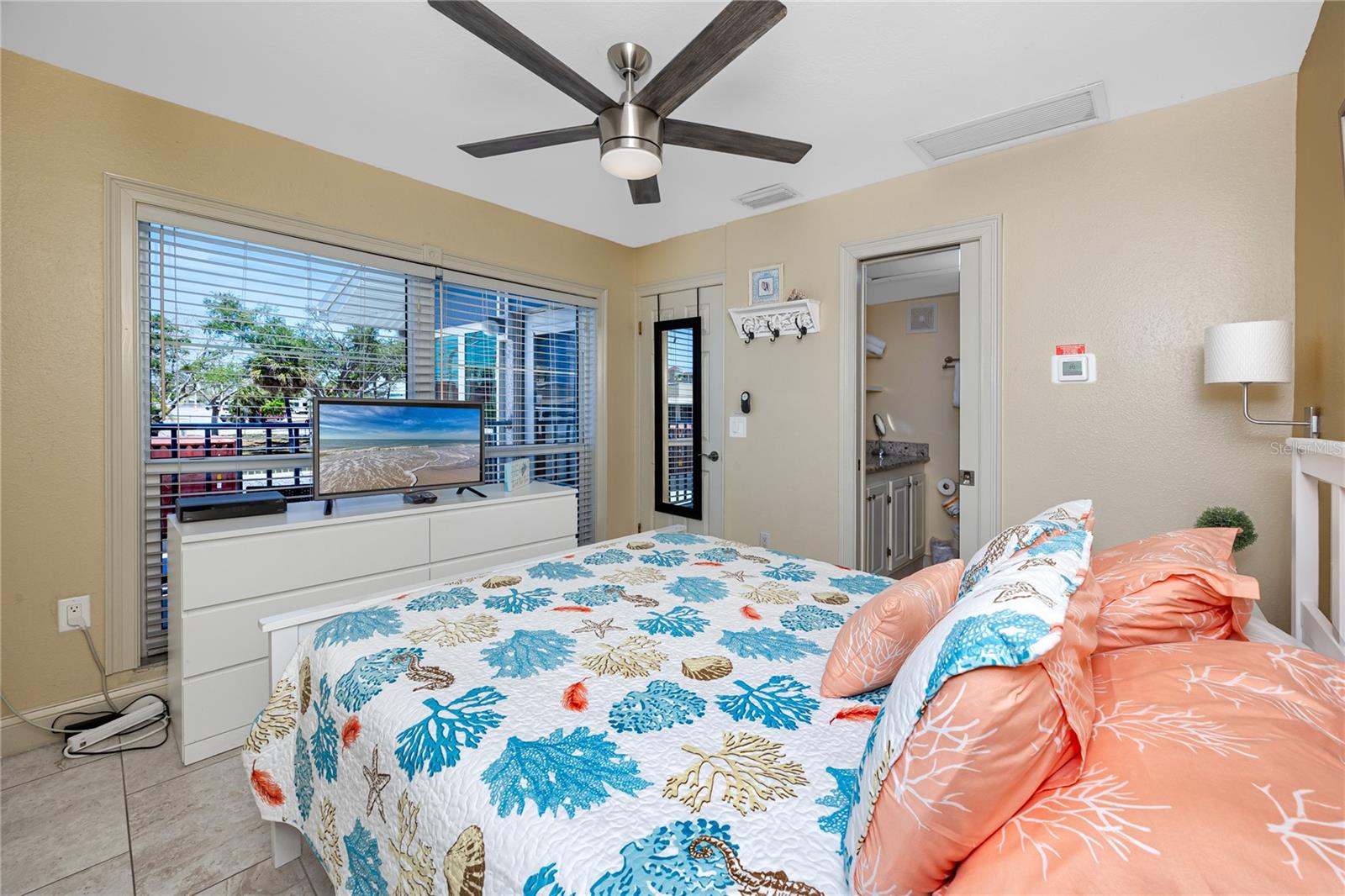 159 MEDALLION BLVD #F, MADEIRA BEACH, FL, 33708