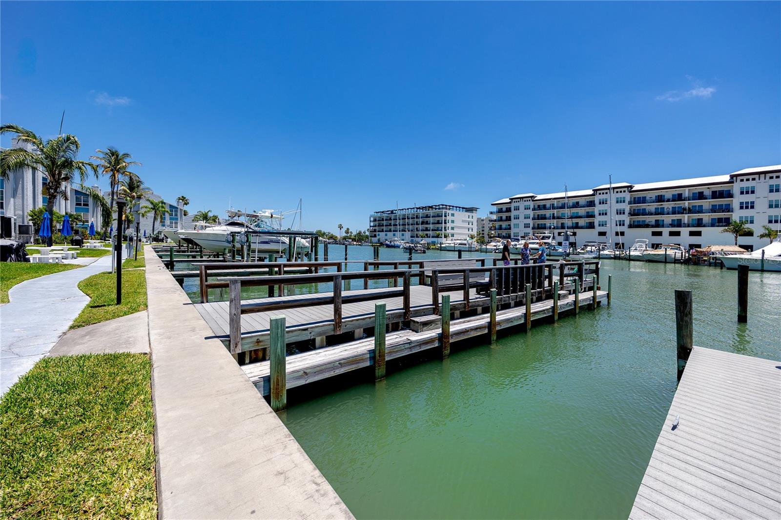 159 MEDALLION BLVD #F, MADEIRA BEACH, FL, 33708