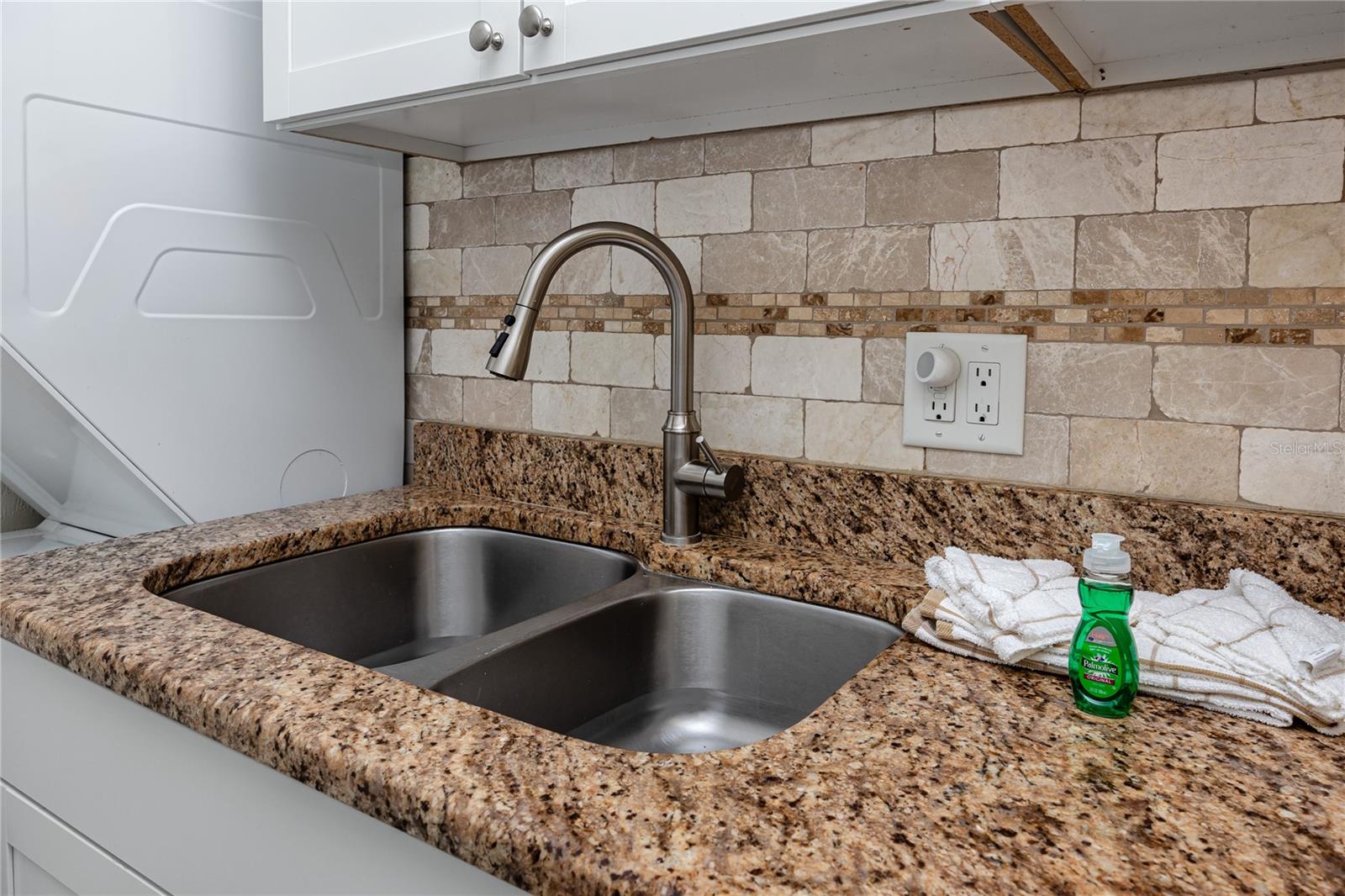 159 MEDALLION BLVD #F, MADEIRA BEACH, FL, 33708
