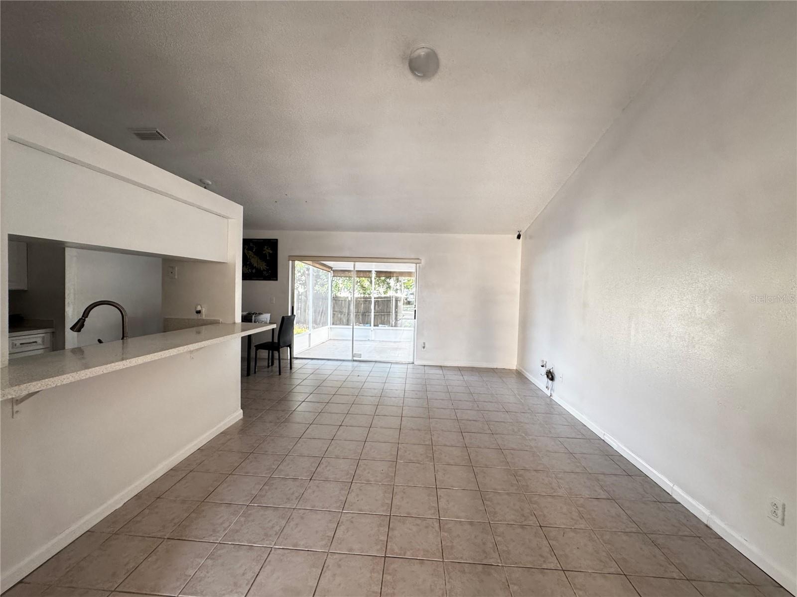 9213 CAMINO VILLA BLVD, TAMPA, FL, 33635