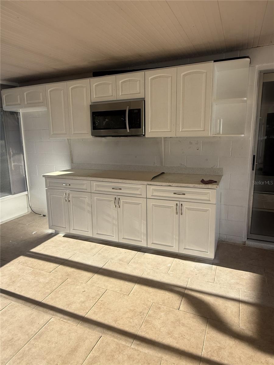 9213 CAMINO VILLA BLVD, TAMPA, FL, 33635