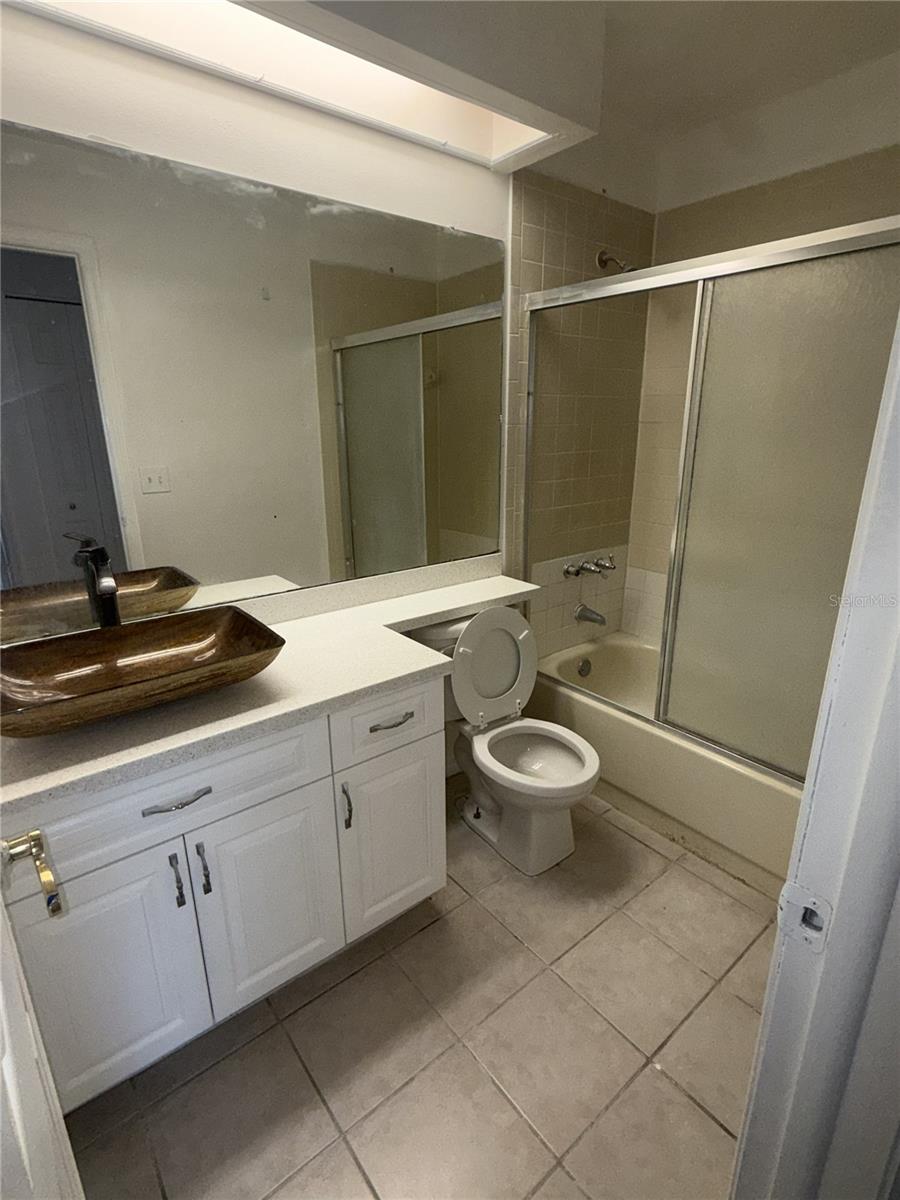 9213 CAMINO VILLA BLVD, TAMPA, FL, 33635