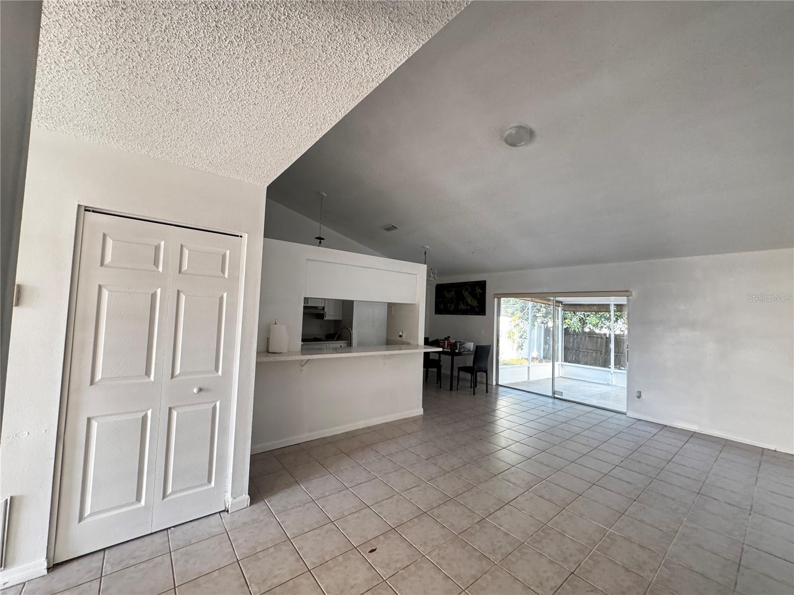 9213 CAMINO VILLA BLVD, TAMPA, FL, 33635