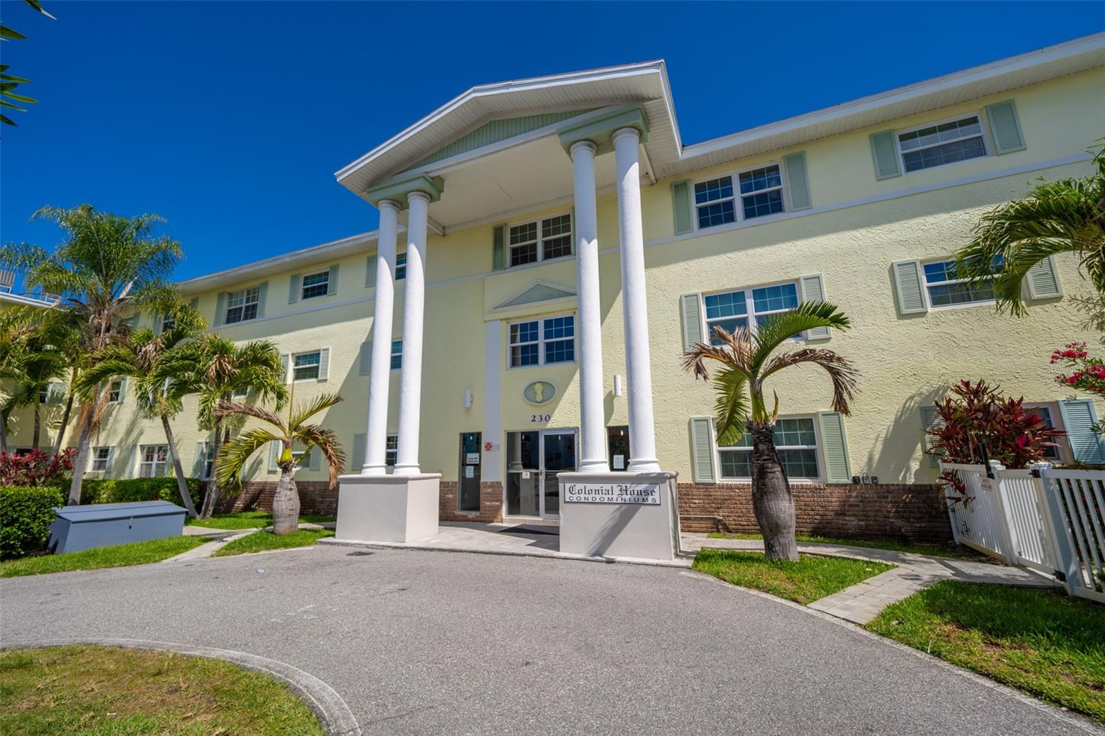 230 COLUMBIA DR #111, CAPE CANAVERAL, FL, 32920