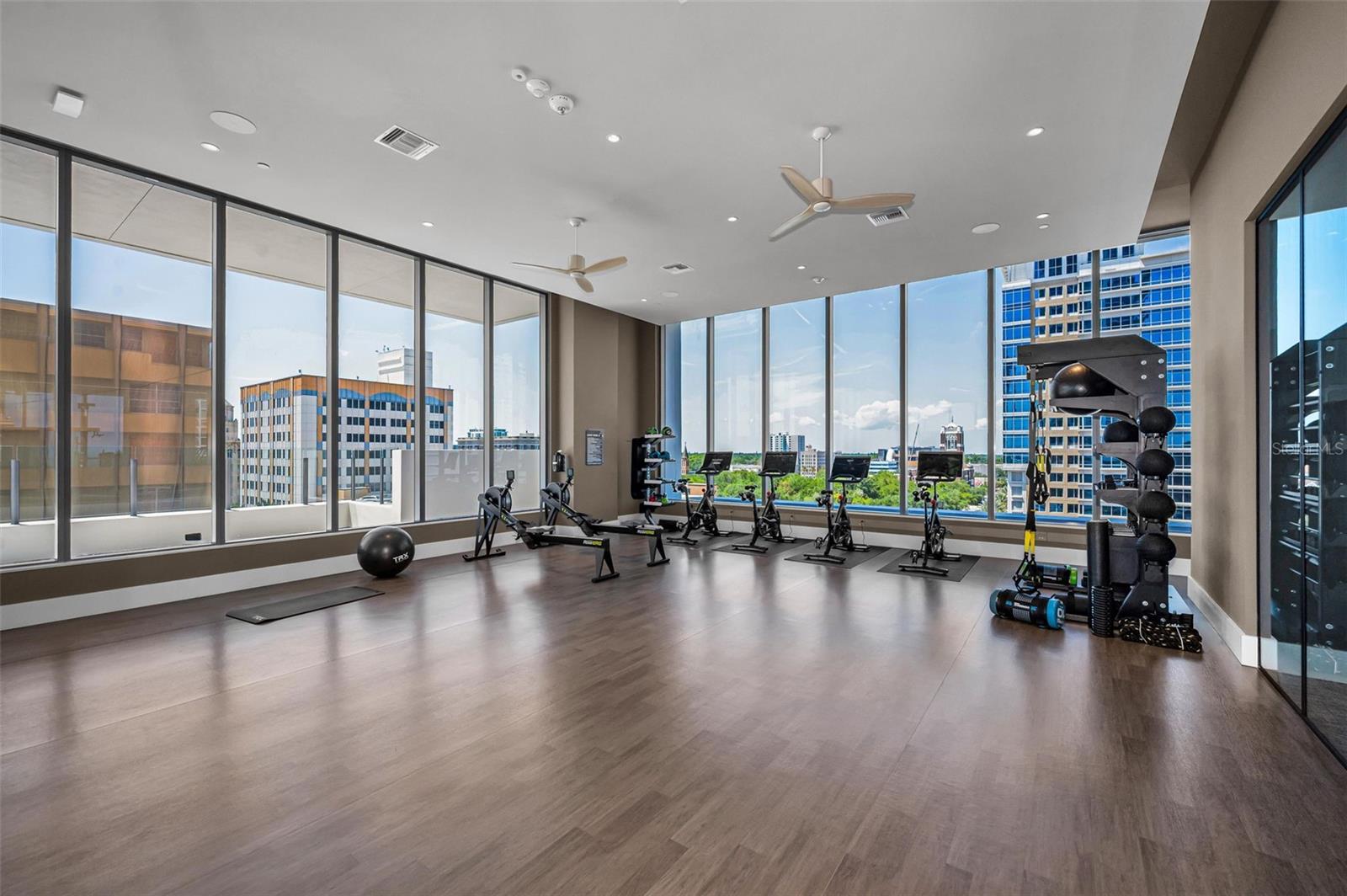 275 1ST AVE S #3503, ST PETERSBURG, FL, 33701
