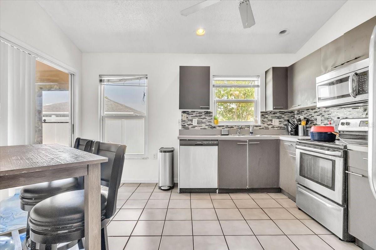 5001 22ND CT E, BRADENTON, FL, 34203