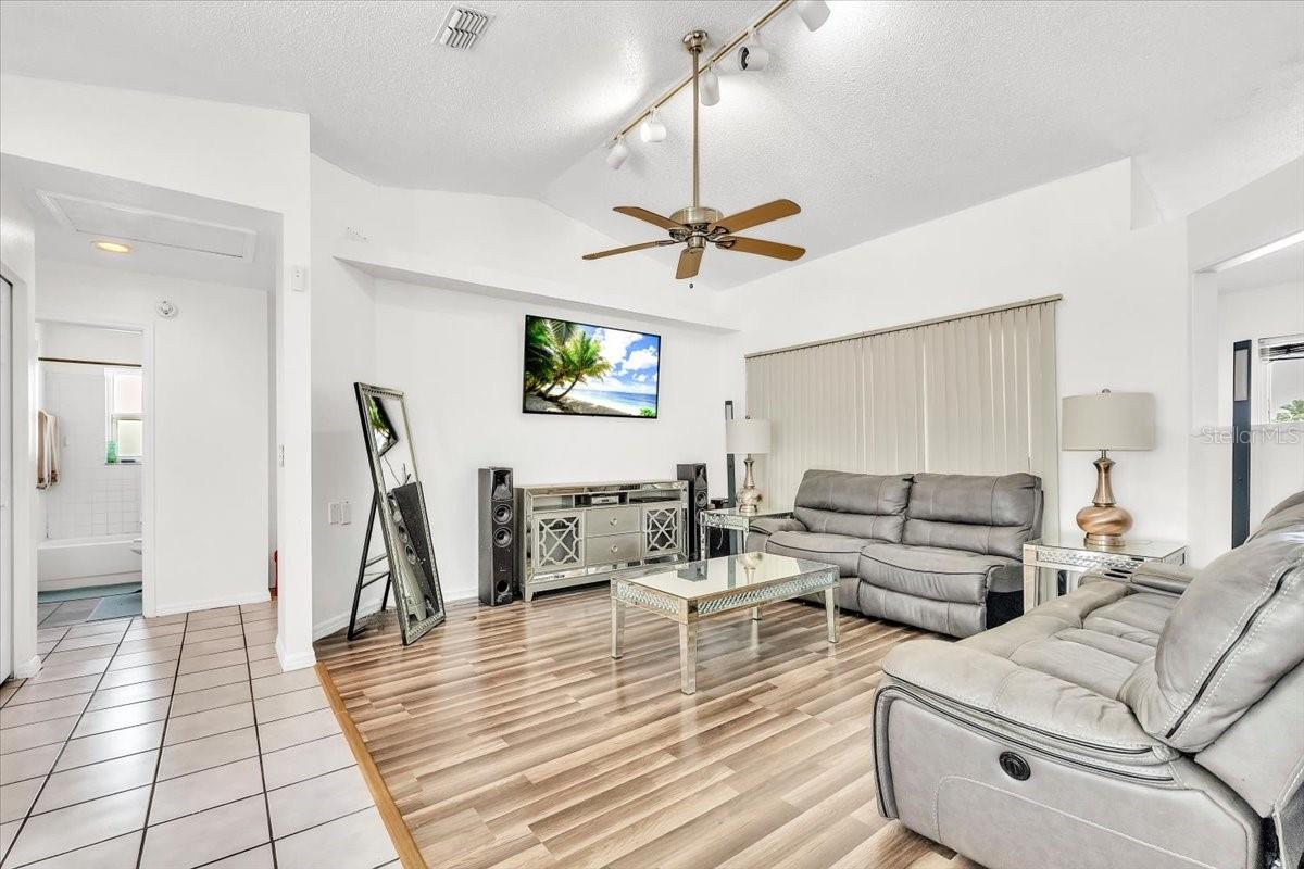 5001 22ND CT E, BRADENTON, FL, 34203