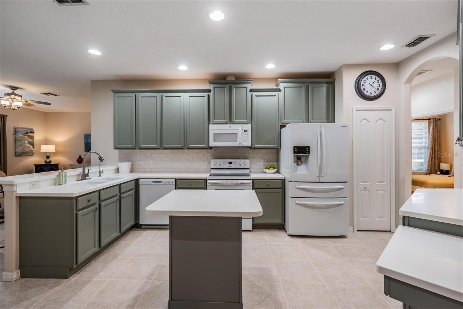 1624 LAKESTONE DR, TRINITY, FL, 34655
