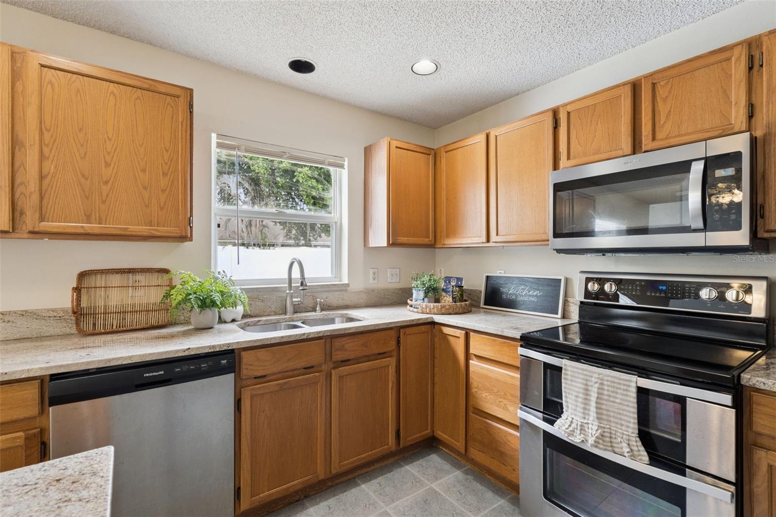 12620 WATERHAVEN CIR, ORLANDO, FL, 32828
