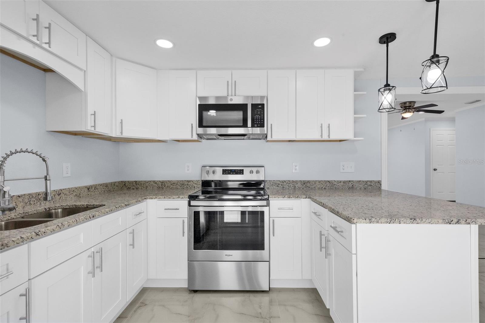 7025 PARLIAMENT DR, TAMPA, FL, 33619