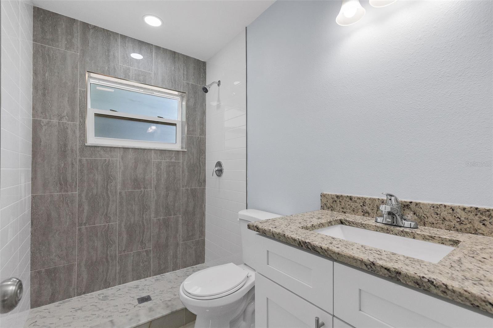 7025 PARLIAMENT DR, TAMPA, FL, 33619