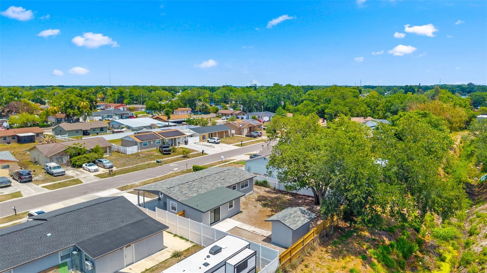 7025 PARLIAMENT DR, TAMPA, FL, 33619