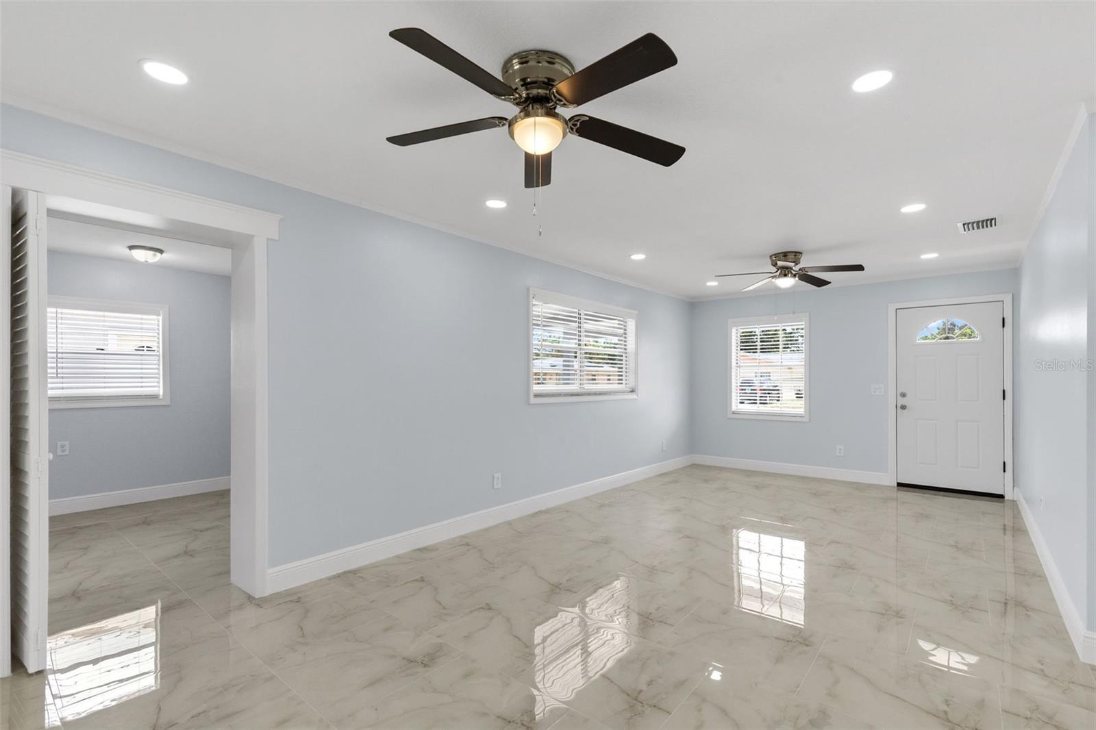 7025 PARLIAMENT DR, TAMPA, FL, 33619