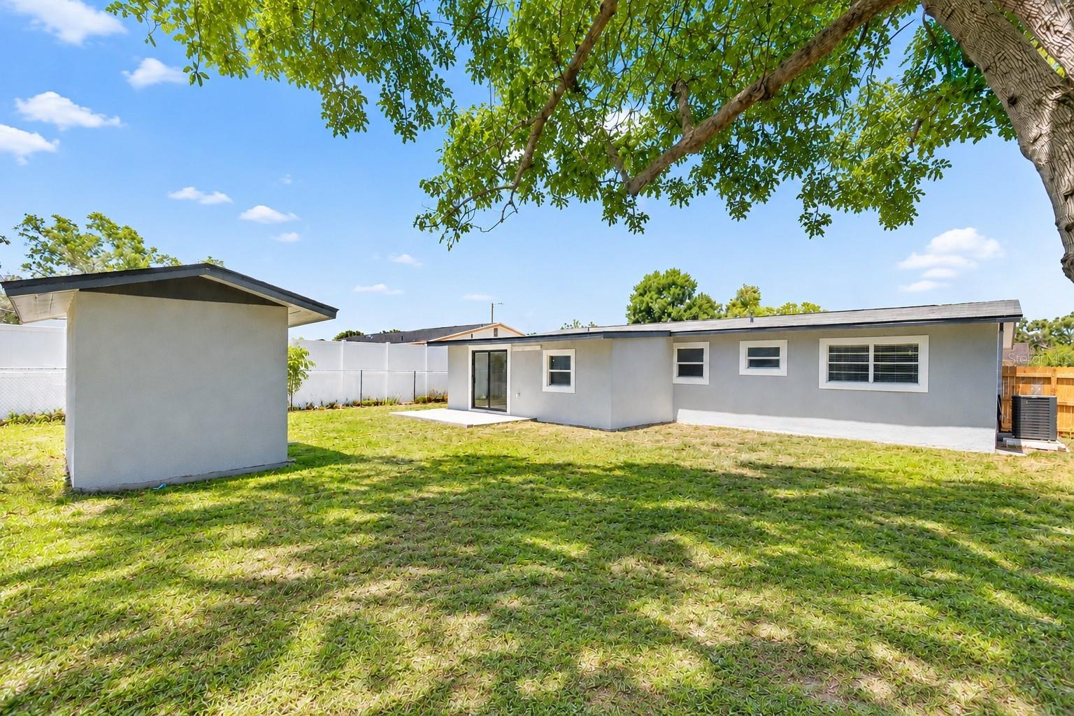7025 PARLIAMENT DR, TAMPA, FL, 33619