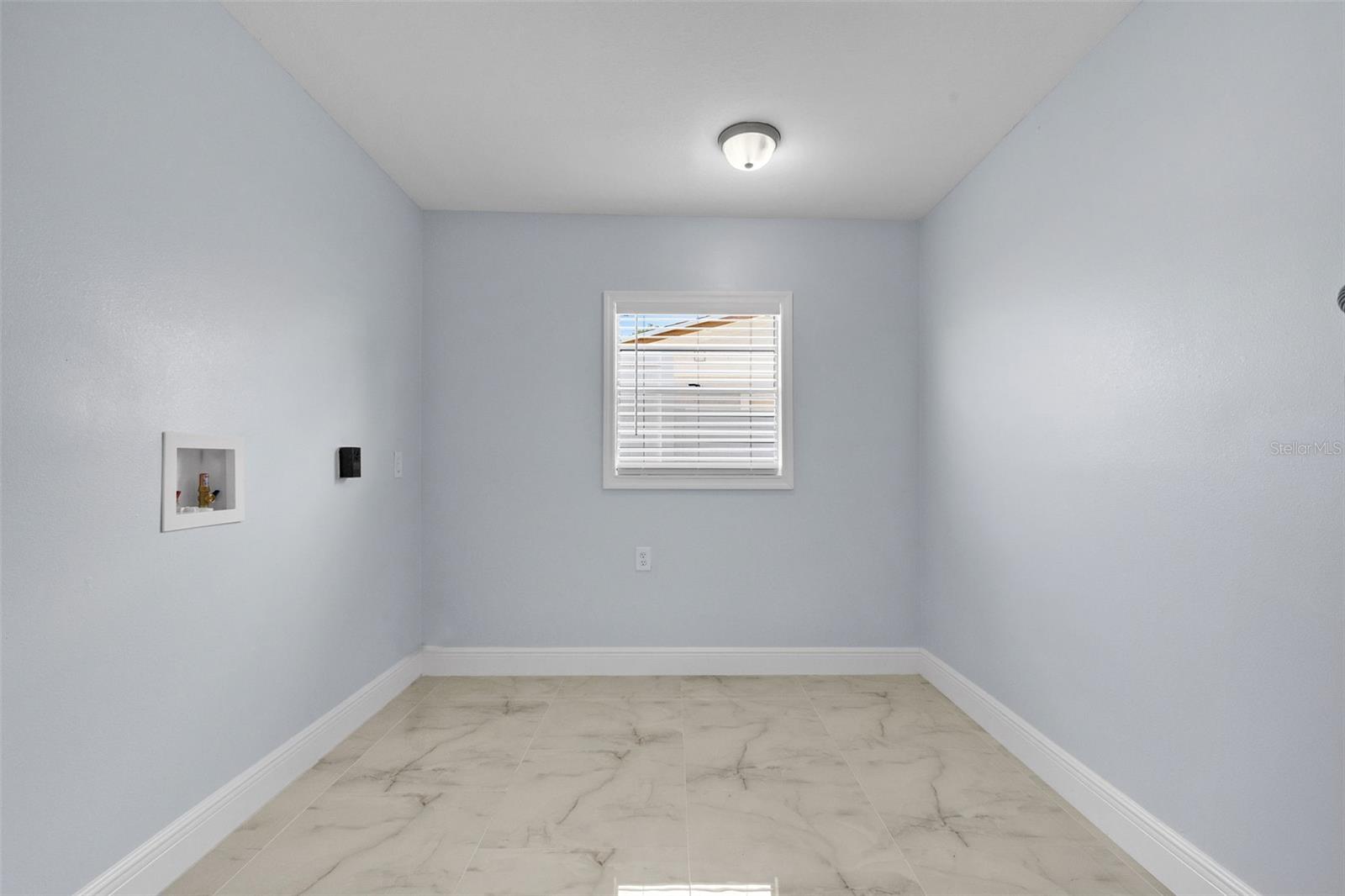 7025 PARLIAMENT DR, TAMPA, FL, 33619