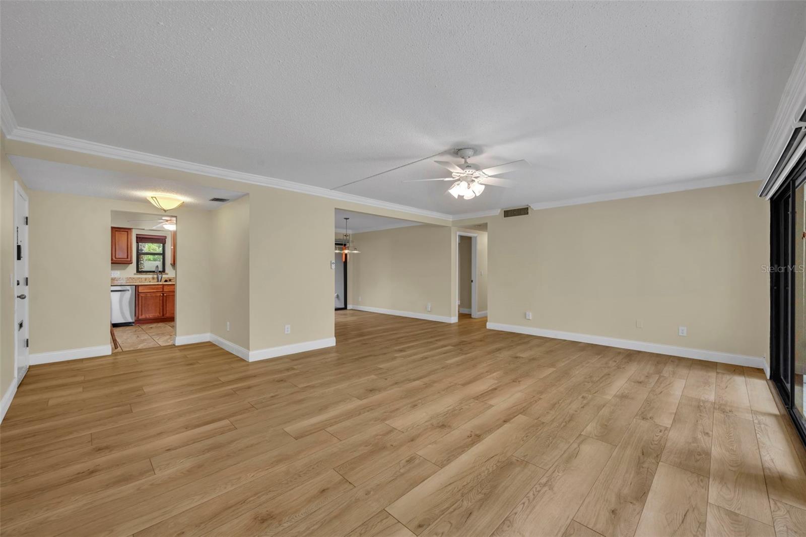 249 W LAKE FAITH DR #205, MAITLAND, FL, 32751