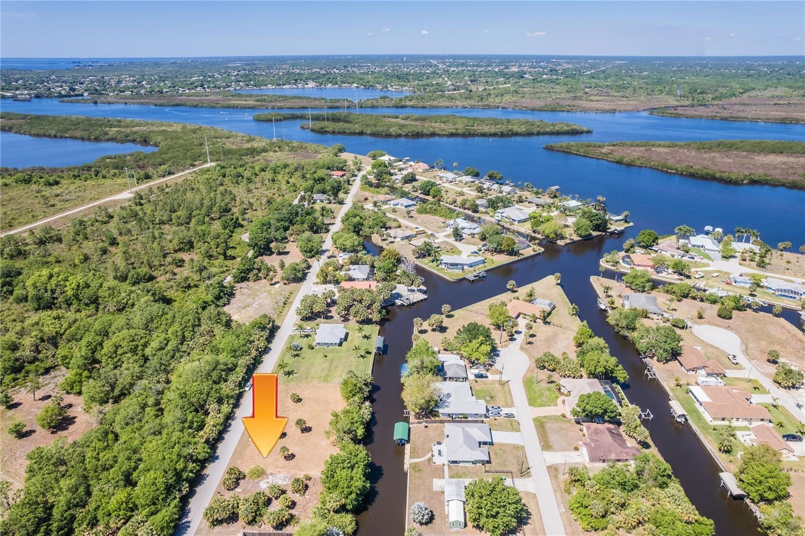 28426 & 28434 ROYAL PALM DR, PUNTA GORDA, FL, 33982