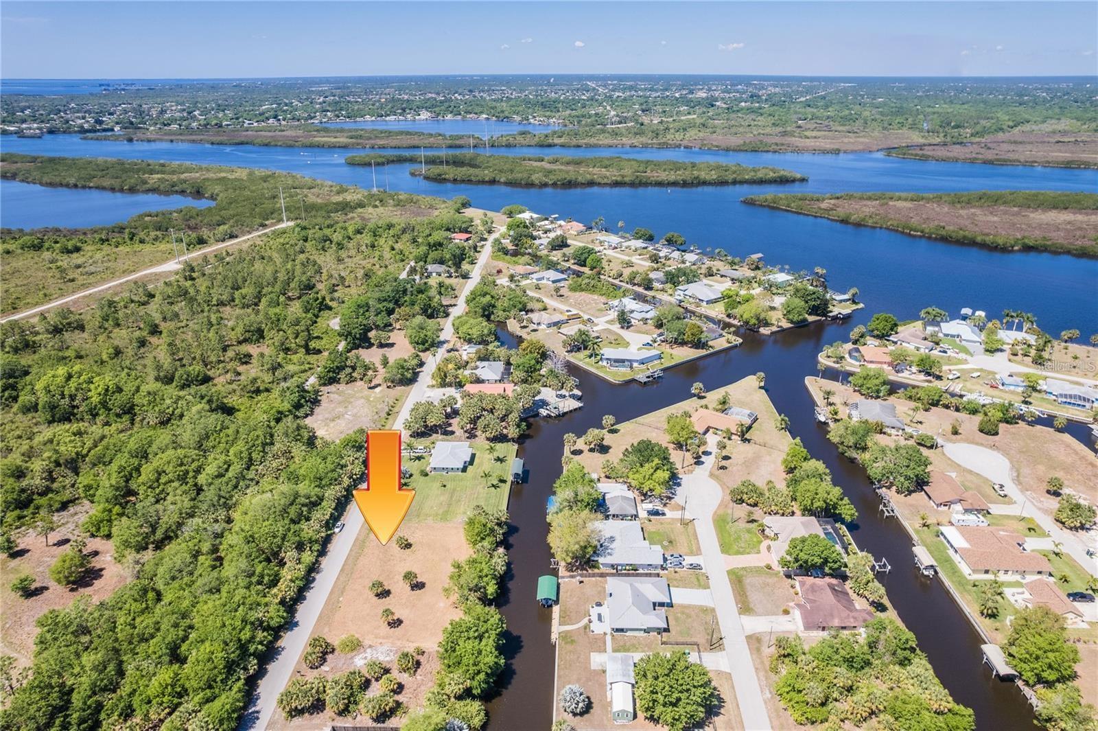28426 & 28434 ROYAL PALM DR, PUNTA GORDA, FL, 33982