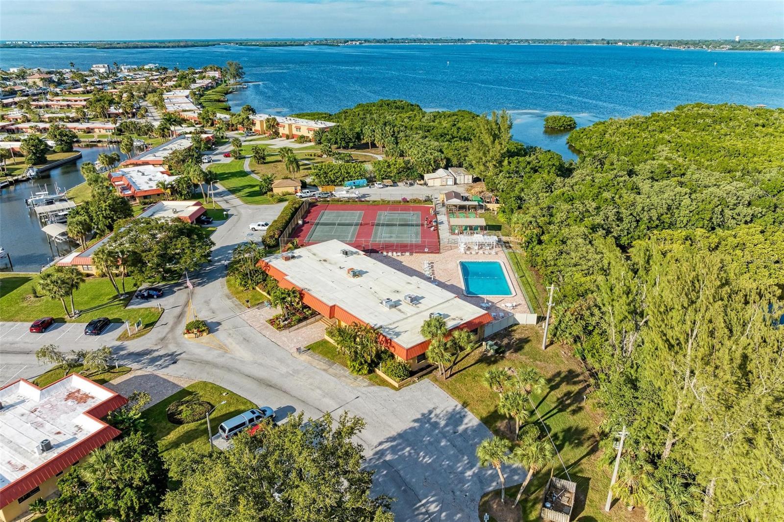 9409 CATALINA DR, BRADENTON, FL, 34210