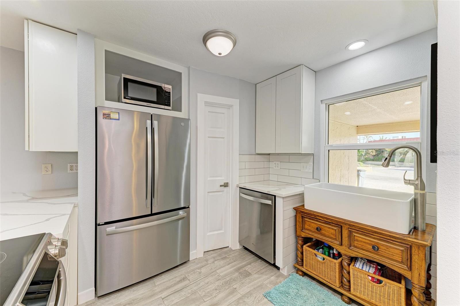 9409 CATALINA DR, BRADENTON, FL, 34210