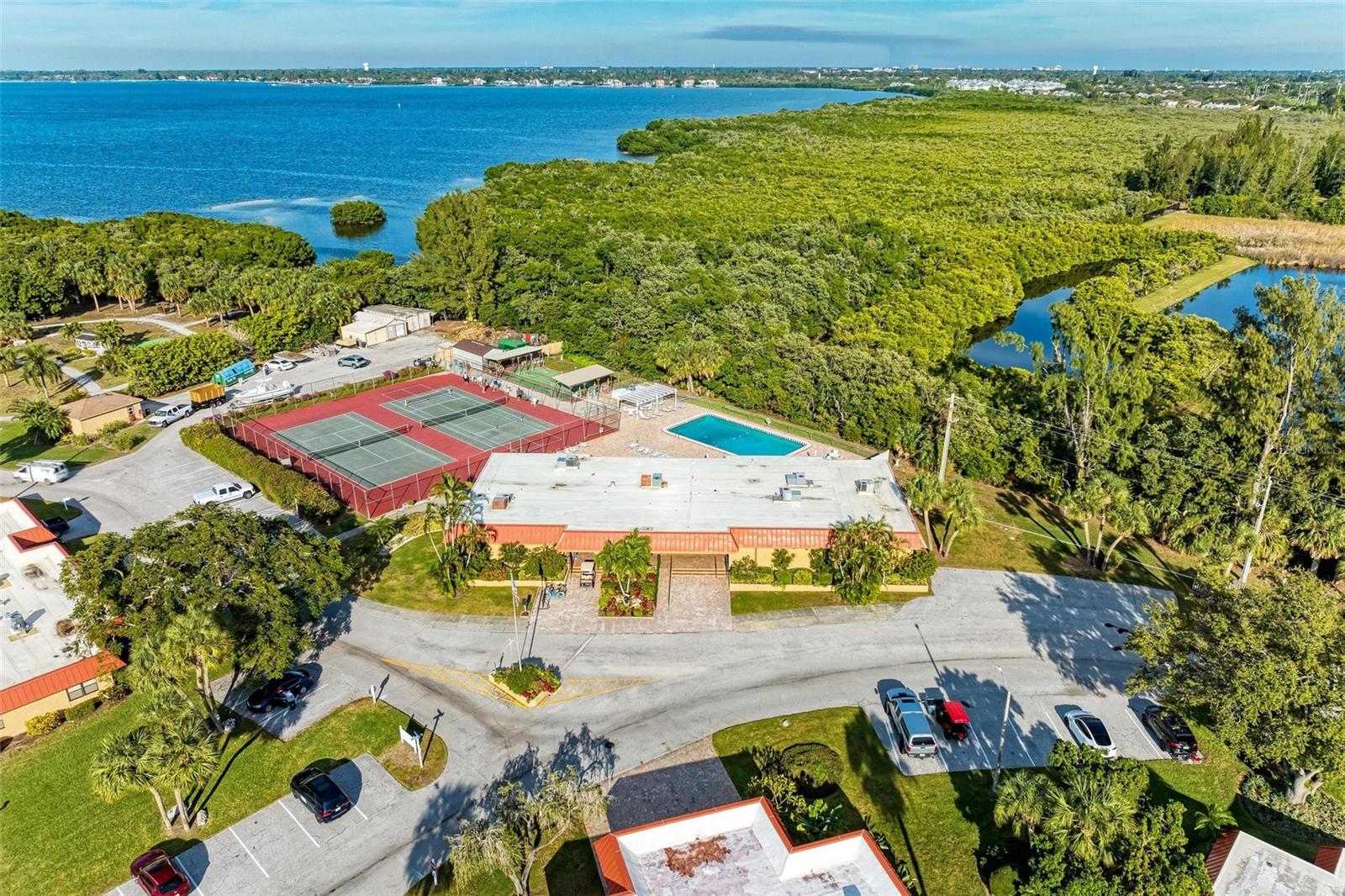 9409 CATALINA DR, BRADENTON, FL, 34210