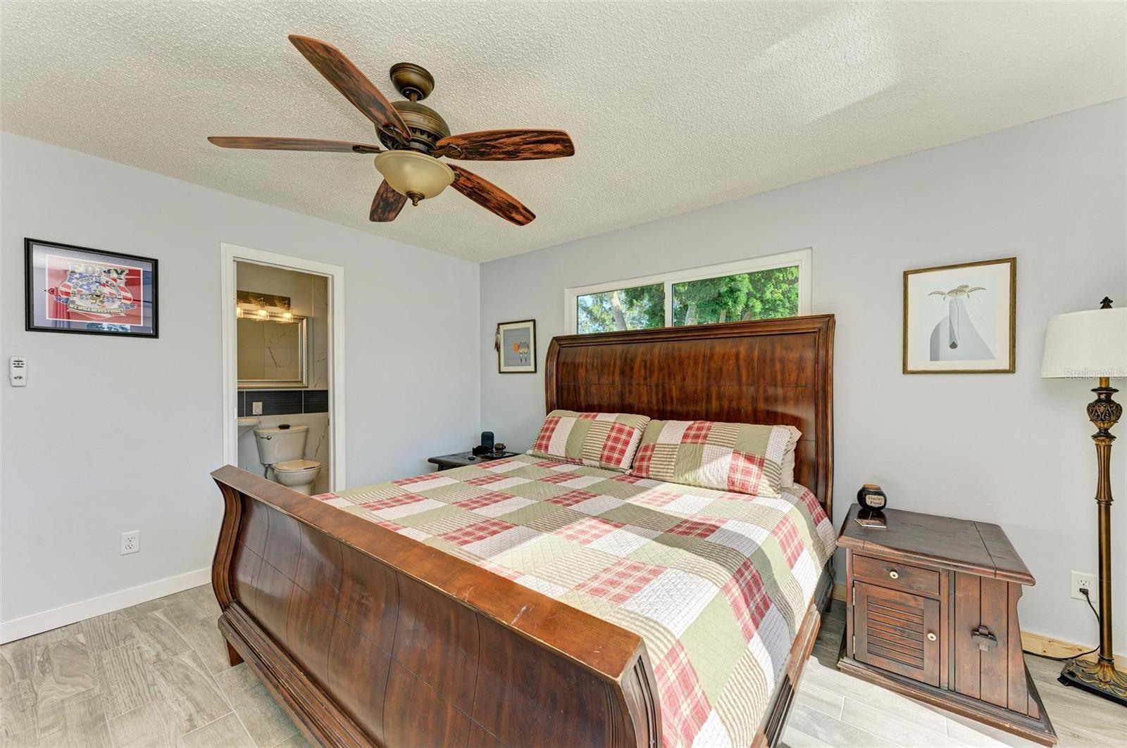 9409 CATALINA DR, BRADENTON, FL, 34210