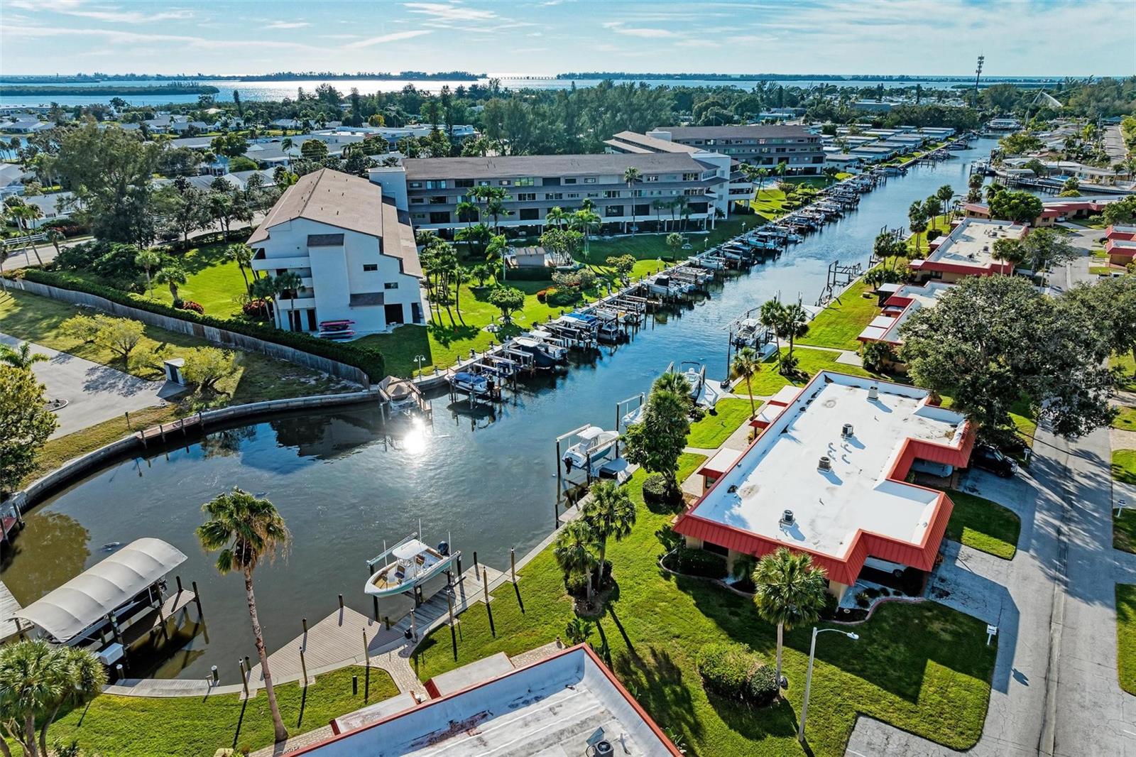 9409 CATALINA DR, BRADENTON, FL, 34210