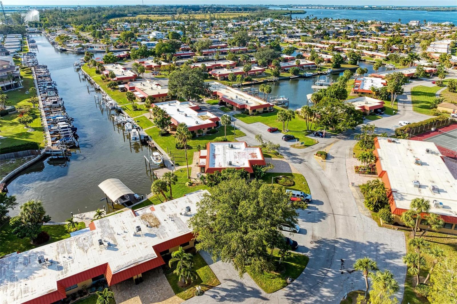 9409 CATALINA DR, BRADENTON, FL, 34210