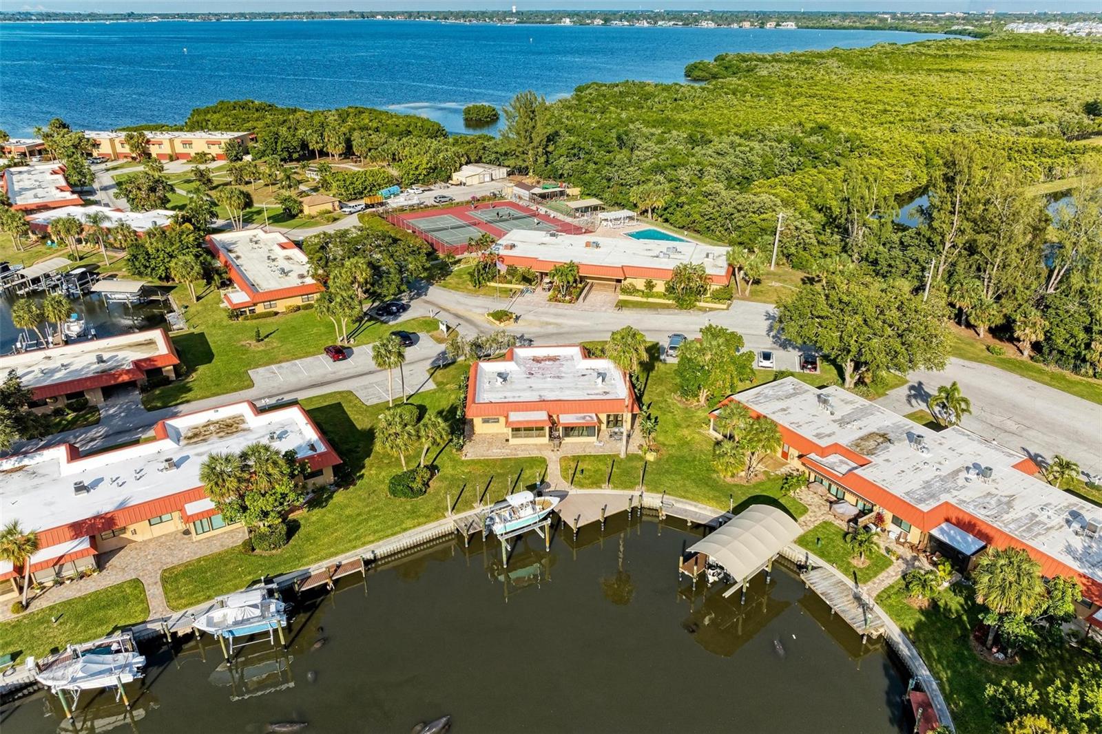 9409 CATALINA DR, BRADENTON, FL, 34210